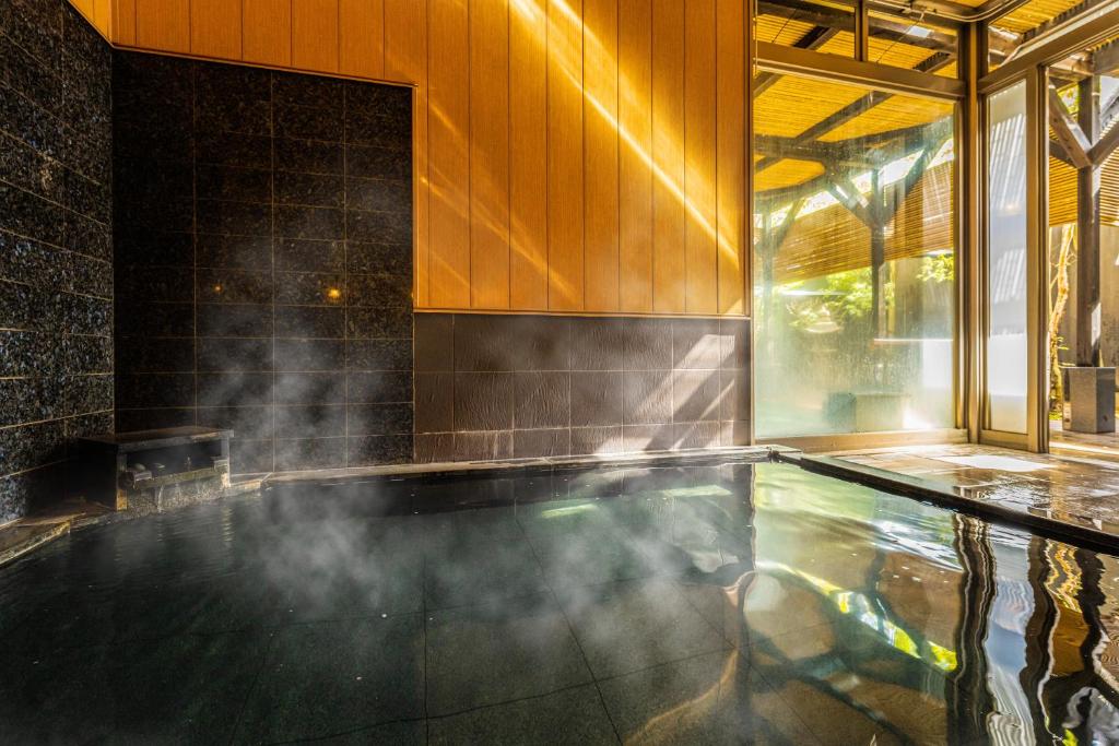 Matsubaya Onsen Bath