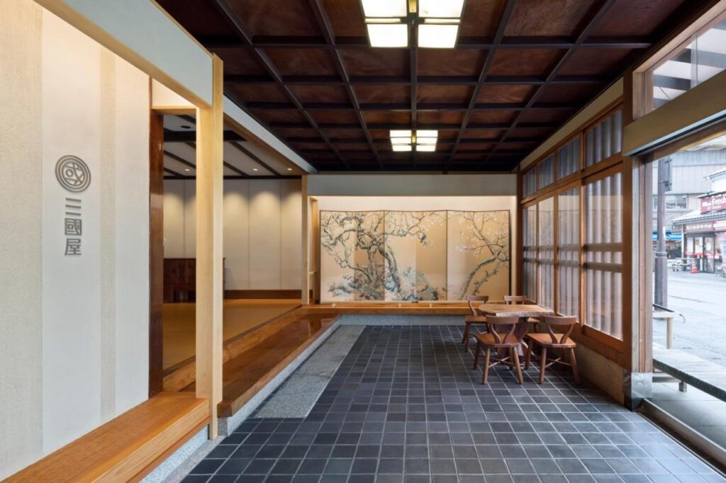 Mikuniya Lobby Entrance