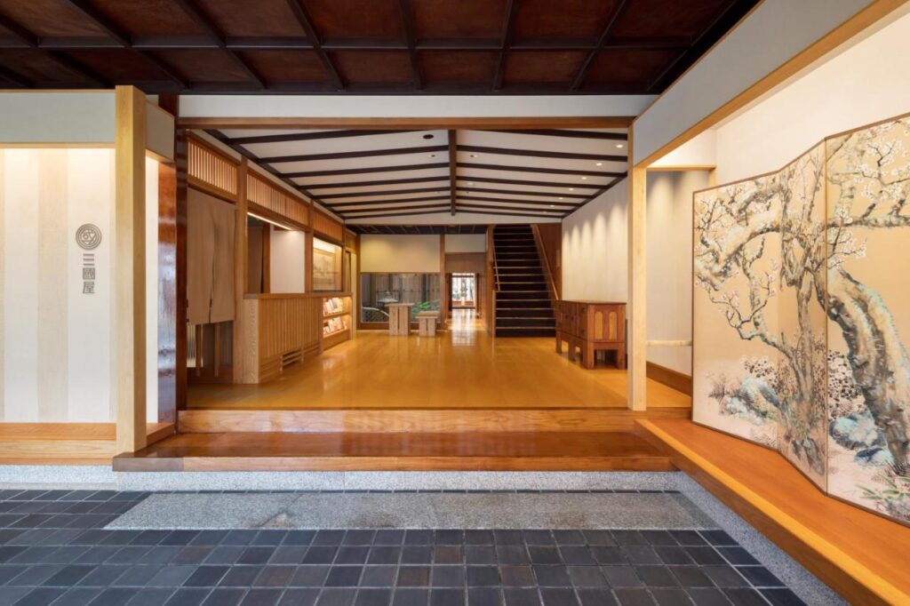 Mikuniya Traditional Lobby