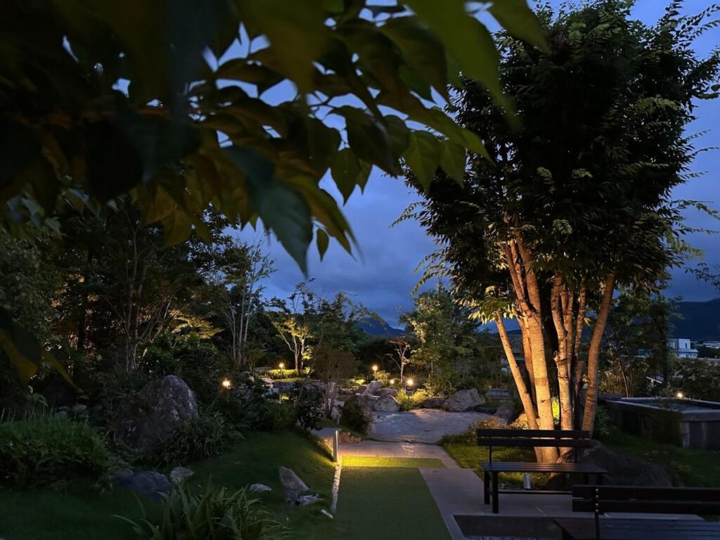 Morinoyu Resort Garden Evening
