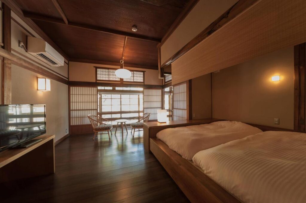 Motoyu Kansuiro Room Tatami Bed