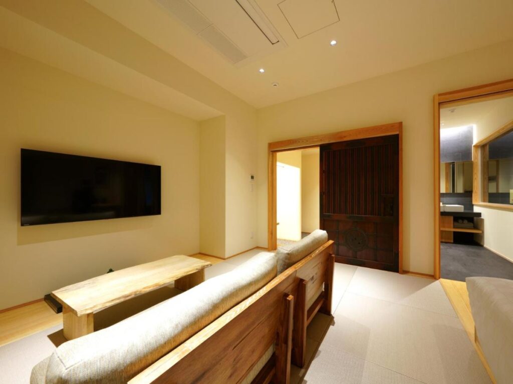 Mure Beppu Living Room Tv