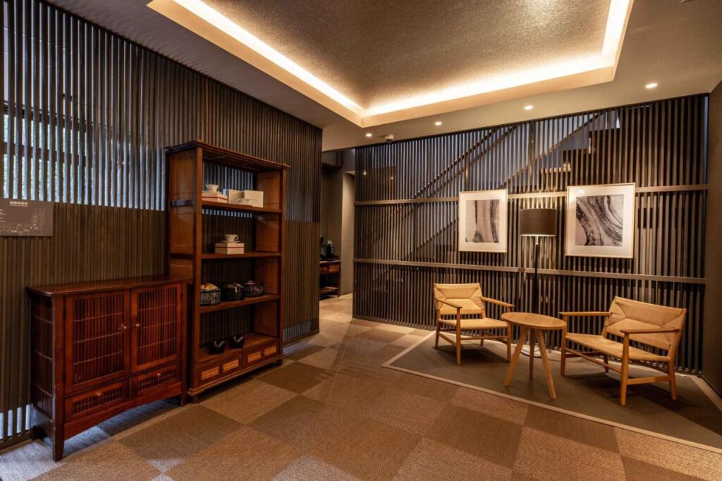 Nagomitsuki Modern Lounge Area