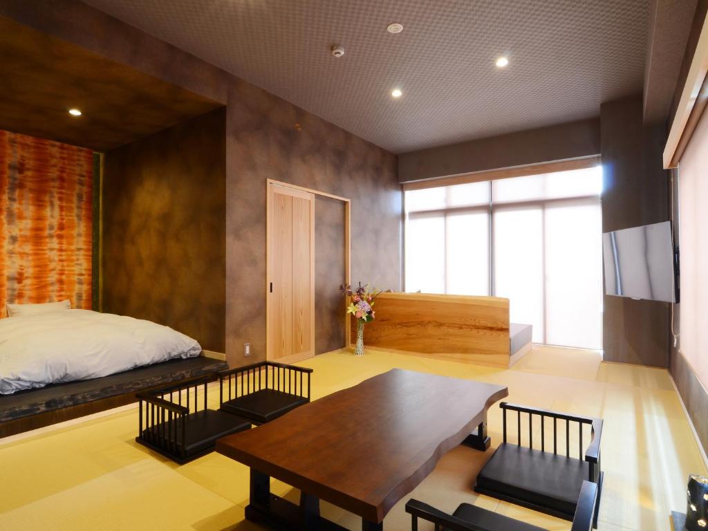 Nihon Ryokan Utsuwa Beppukannnawa Traditional Room