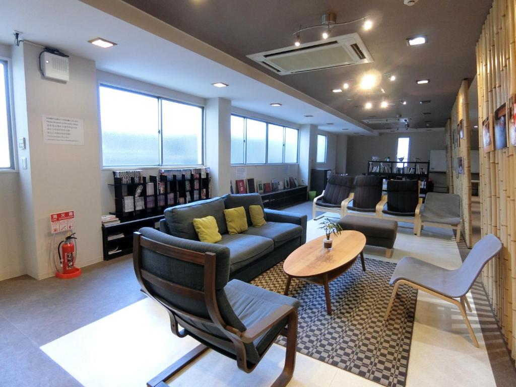 Nogamihonkan Ryokan Modern Lounge Area