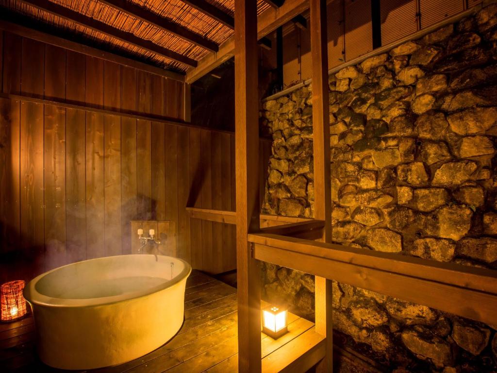 Oedo Onsen Gero Annex Onsen Bath