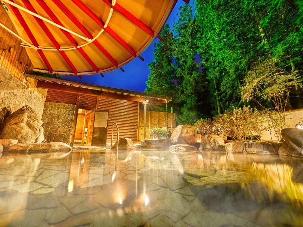 Oedo Onsen Gero Annex Outdoor Onsen
