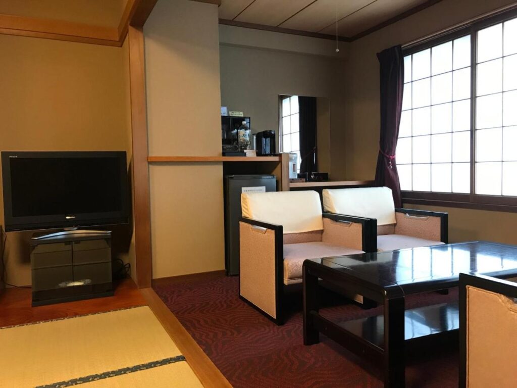 Oniyama Hotel Tatami Living Room