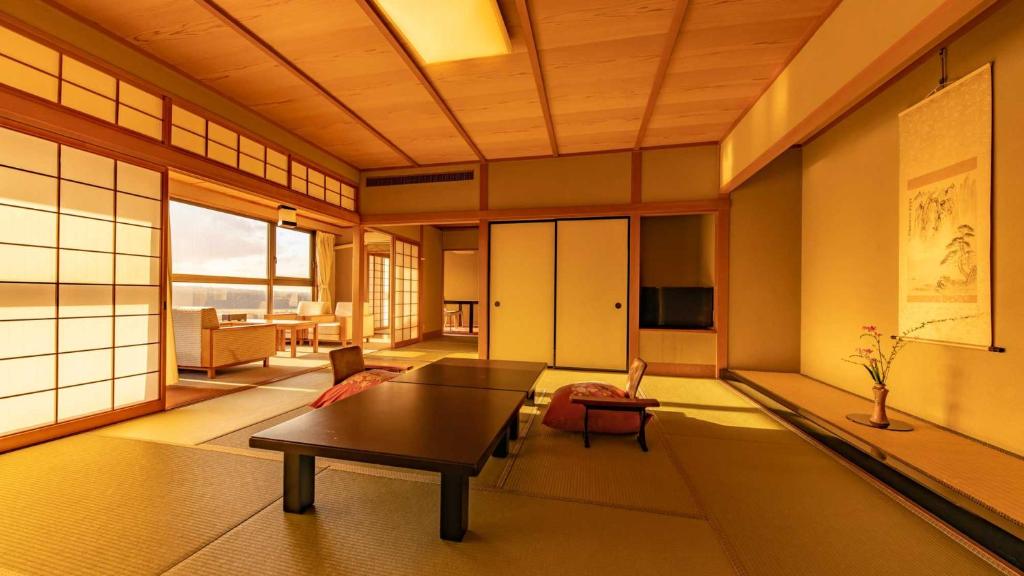 Onsen Meisou Club Fujiya Ryokan Tatami Room