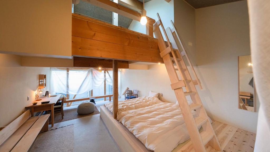 Ryokan Asahiya Loft Bedroom