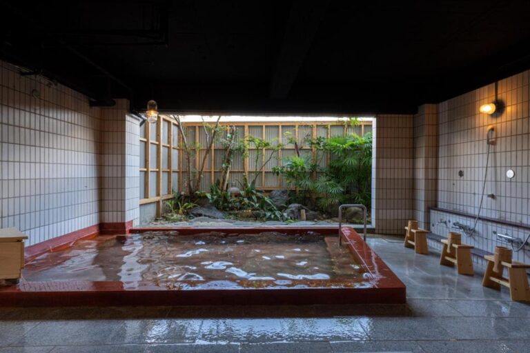 Ryokan Asahiya Onsen Bath
