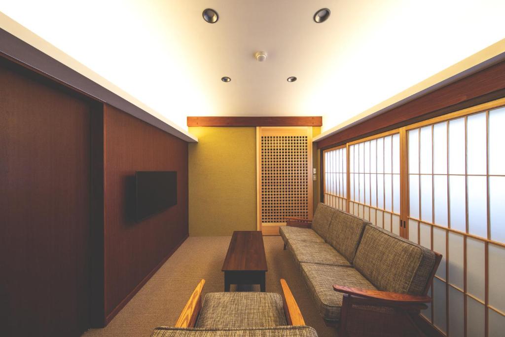 Ryokan Kiraku Modern Living Room