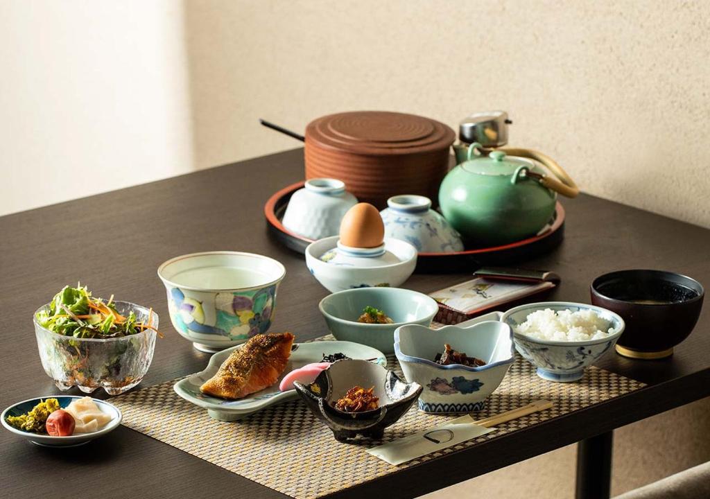 Ryokan Kiraku Traditional Japanese Breakfast
