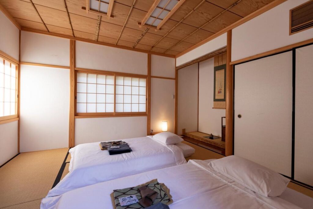 Sanso Kannawaen Tatami Bedroom