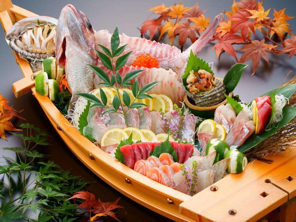 Seaside Hotel Mimatsu Sashimi Boat