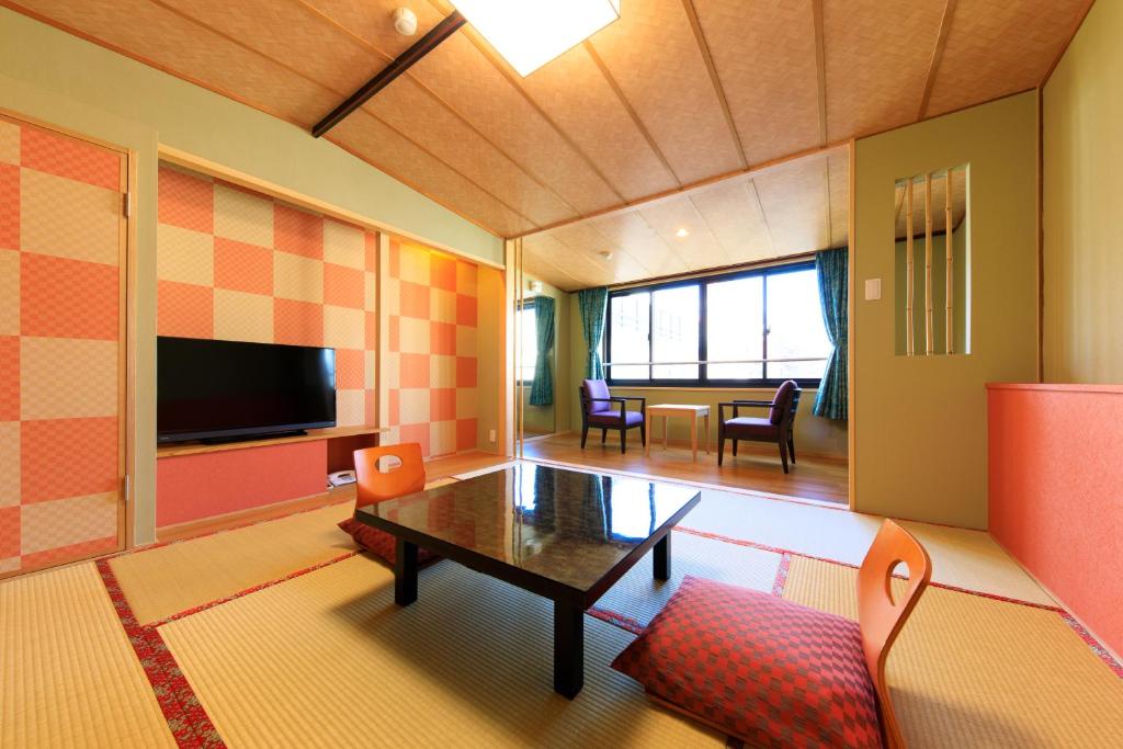 Seaside Hotel Mimatsu Tatami Living Room