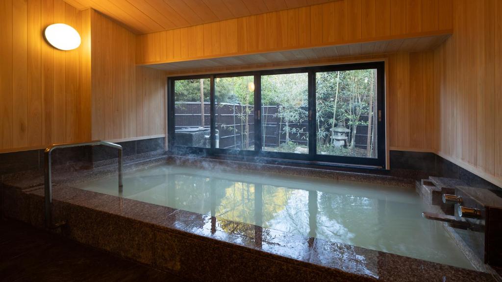Sengokuhara Cocon Indoor Onsen