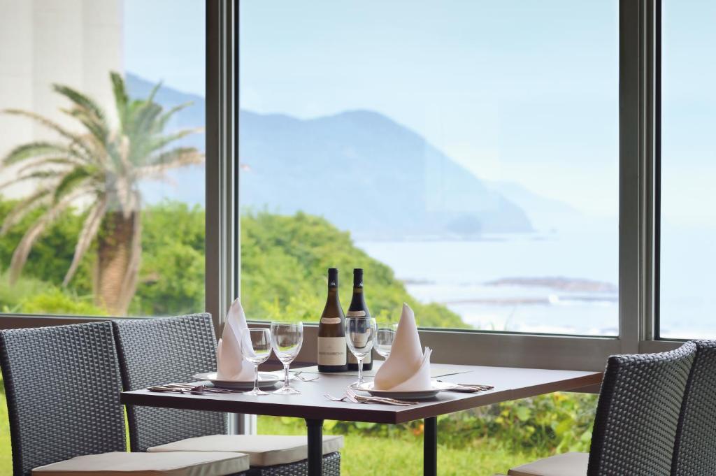 Shimoda Prince Hotel Dining With Ocean View
