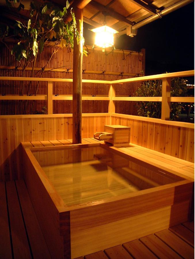 Shin Kado Ya Outdoor Onsen