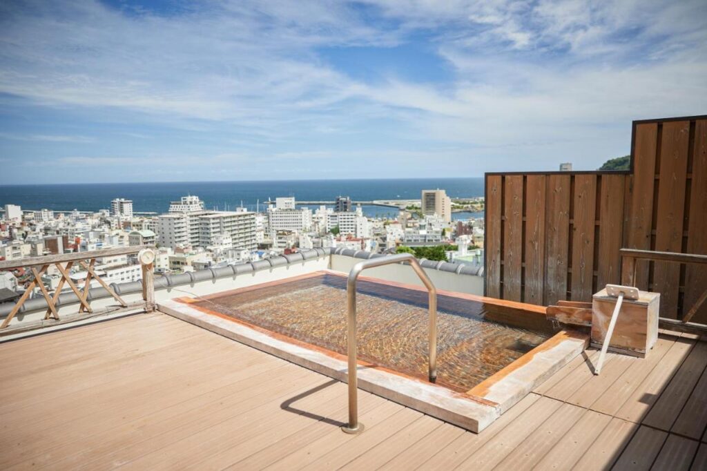 Shin Kado Ya Rooftop Onsen