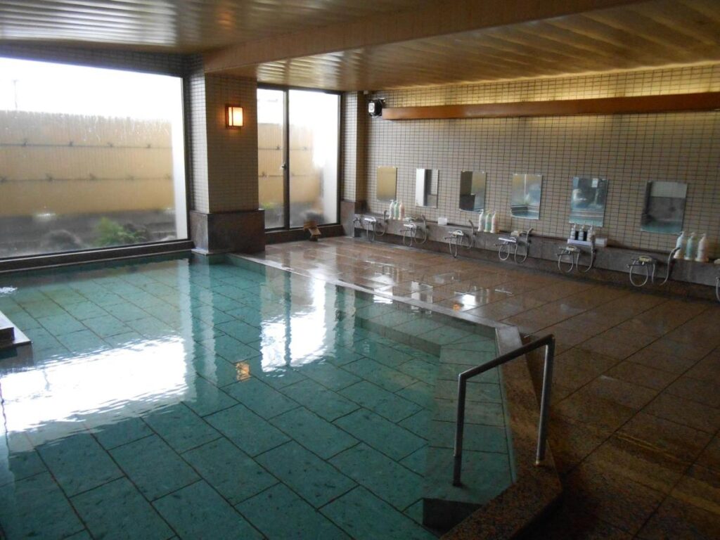 Shinkadoya Onsen Bath