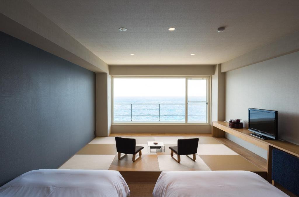 Shirahama Key Terrace Hotel Seamore Ocean View Tatami Room
