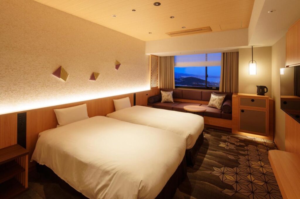 Suginoi Hotel Modern Room