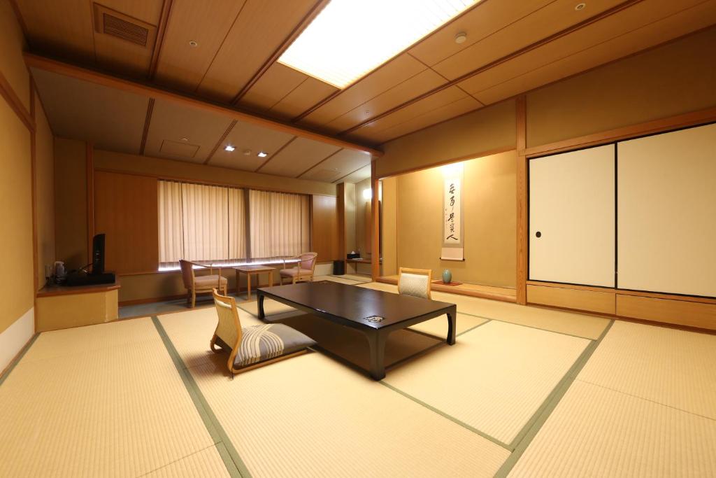 Tamatsukuri Grand Hotel Choseikaku Traditional Room