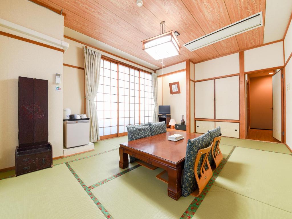 Tanegashima Araki Hotel Tatami Room