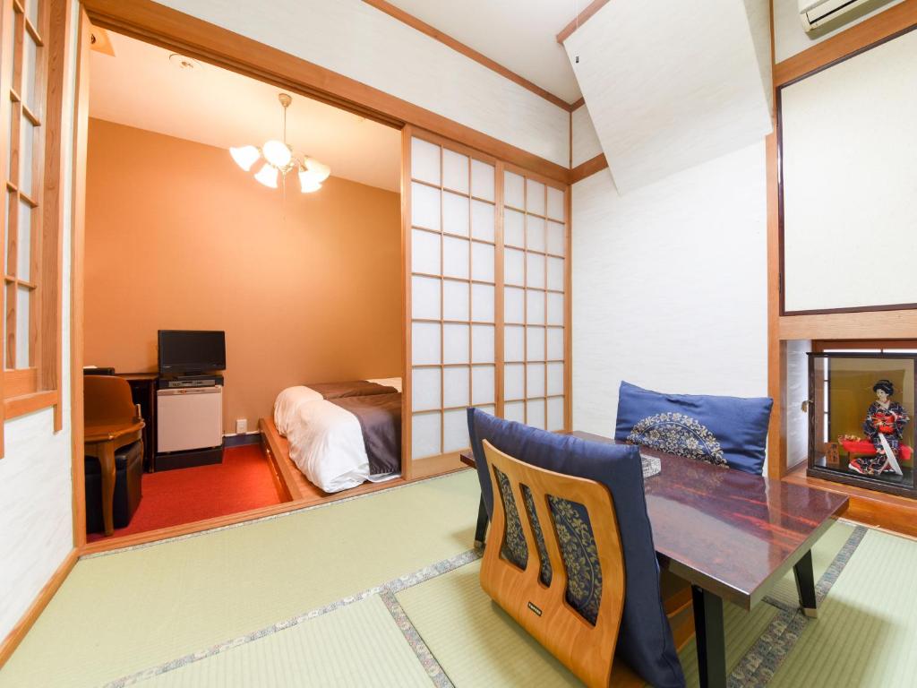 Tanegashima Araki Hotel Tatami Room Futon