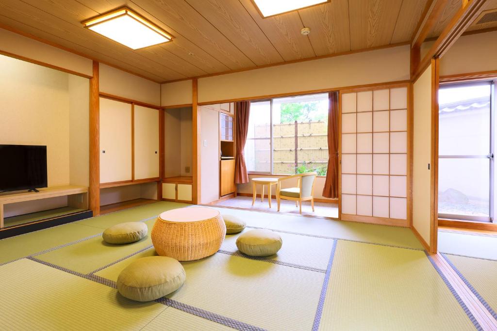 Taoya Akiu Traditional Tatami Room