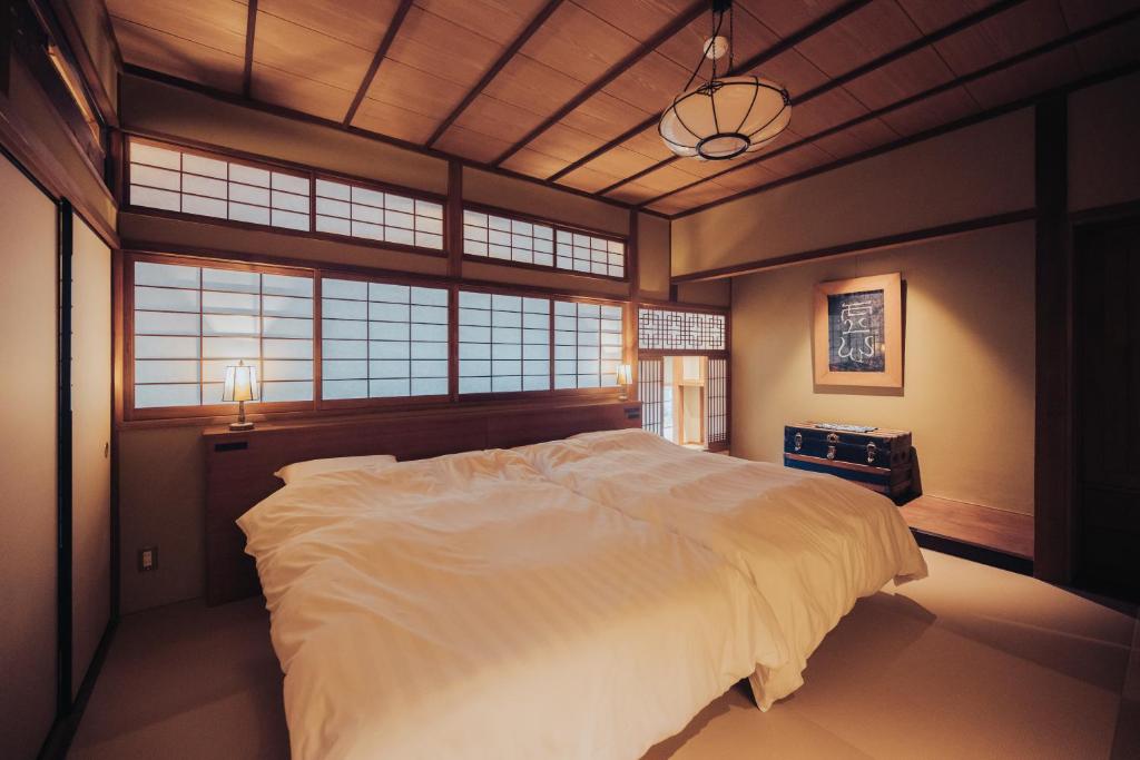 Tocen Goshoboh Traditional Room