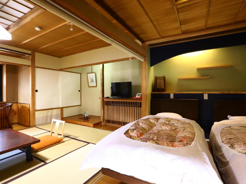 Tokiwaya Tatami Room Beds Tv