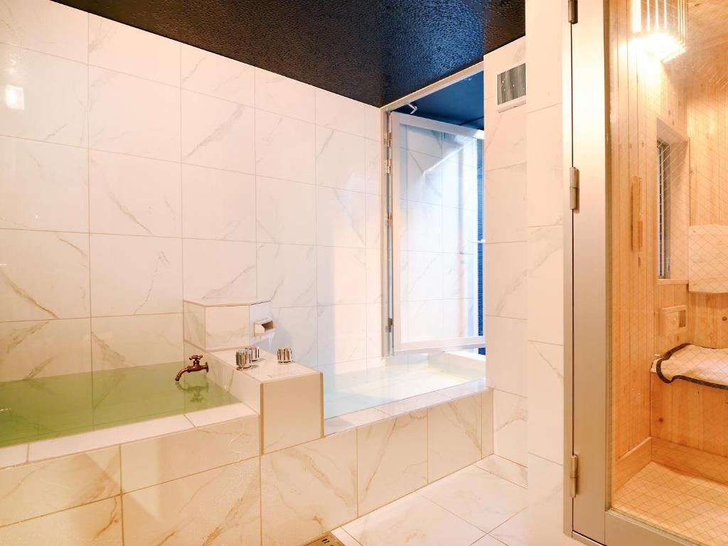 Totonoinoyado Shuntouan Bathroom Onsen