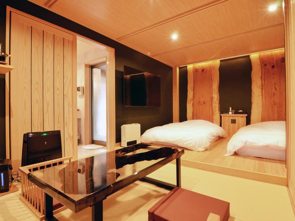 Totonoinoyado Shuntouan Modern Tatami Room