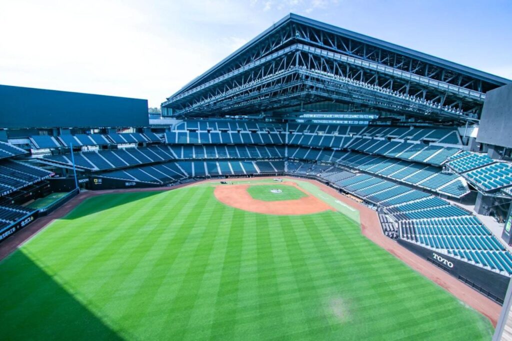 Tower Eleven Hotel Escon Field Hokkaido Baseball Stadium