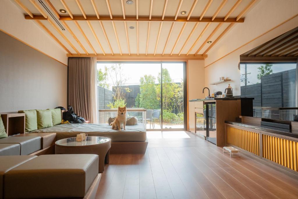 Ureshino Yadoya Modern Room Shiba Inu
