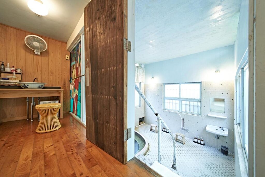 Yamada Bessou Onsen Bathroom