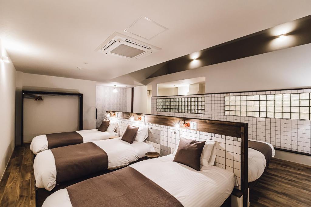 Yamahana Onsen Tonden Japanese Inn Modern Triple Room