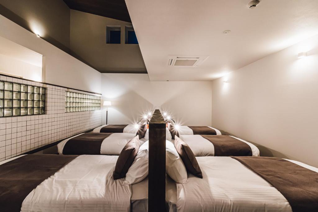 Yamahana Onsen Tonden Japanese Inn Multi Bed Room