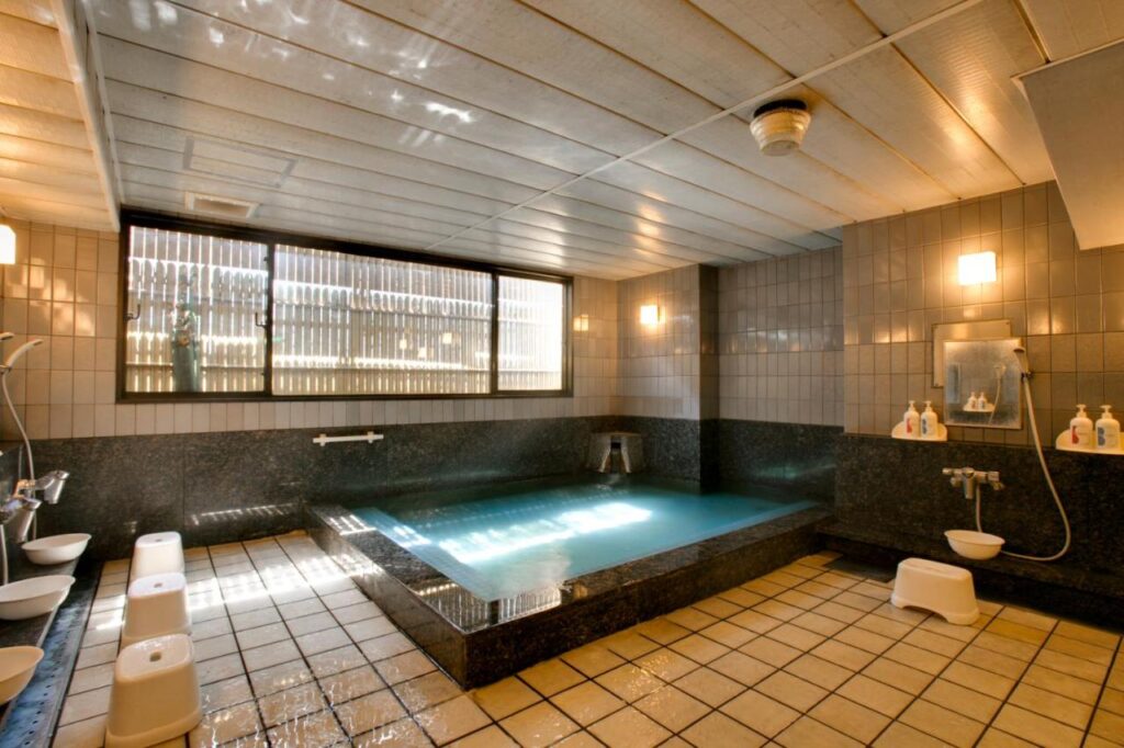 Yamatoya Honten Onsen Bath
