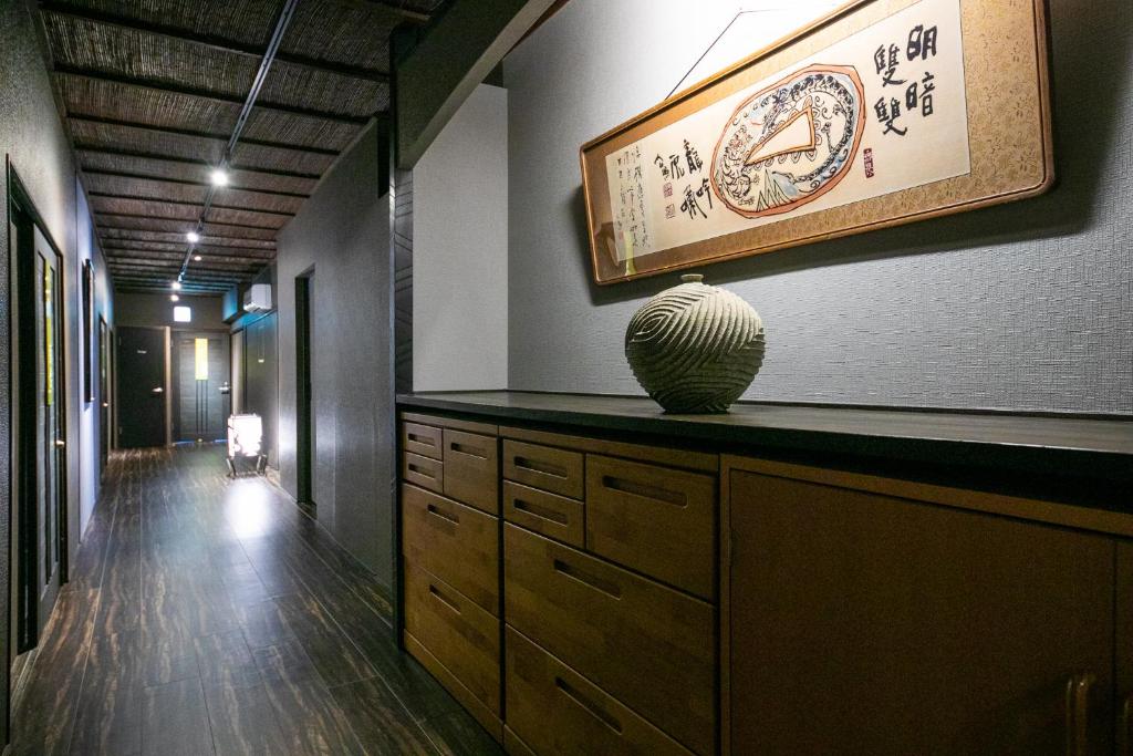 Yasuraginoyado Yufu Hallway Decor