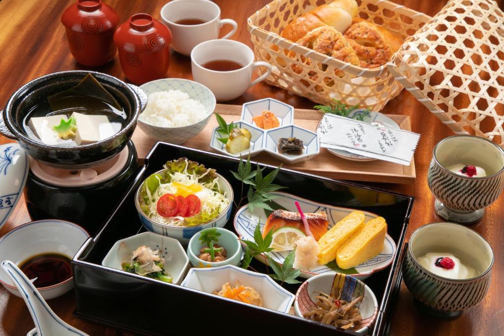 Yasuraginoyado Yufu Traditional Japanese Breakfast