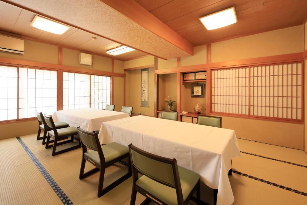 Yudanaka Onsen Seifuso Tatami Dining Room