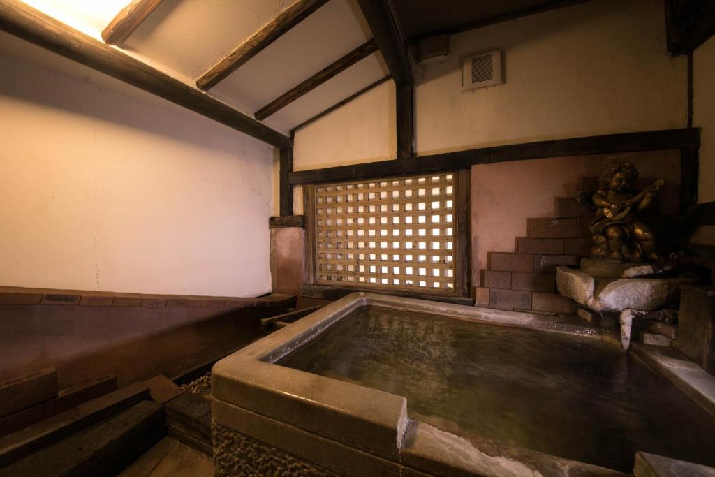 Yunosato Hayama Onsen Bath
