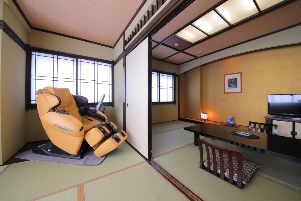 Yunosato Hayama Tatami Room Massage Chair