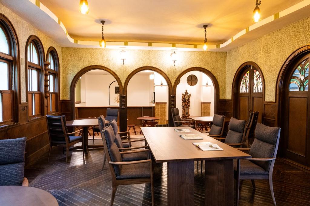 Yunoshimakan Wooden Dining Room