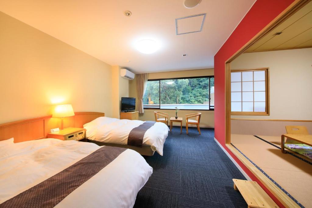 Yutorelo Beppu Modern Room Tatami Area