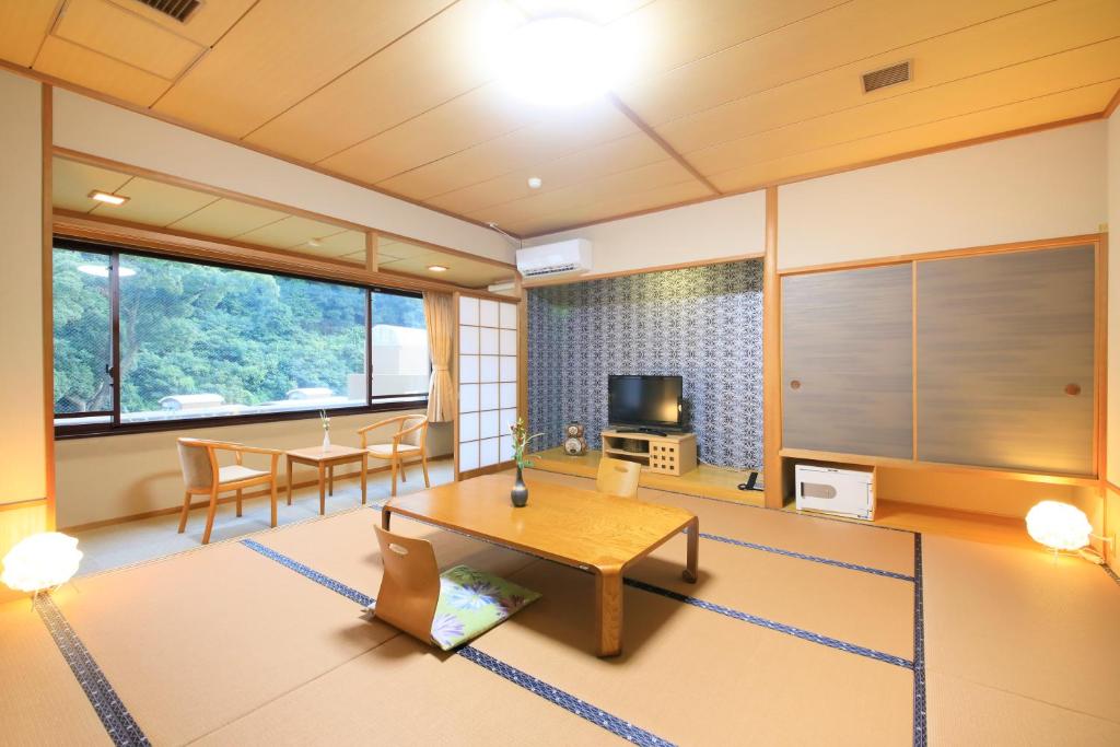 Yutorelo Beppu Tatami Room Interior