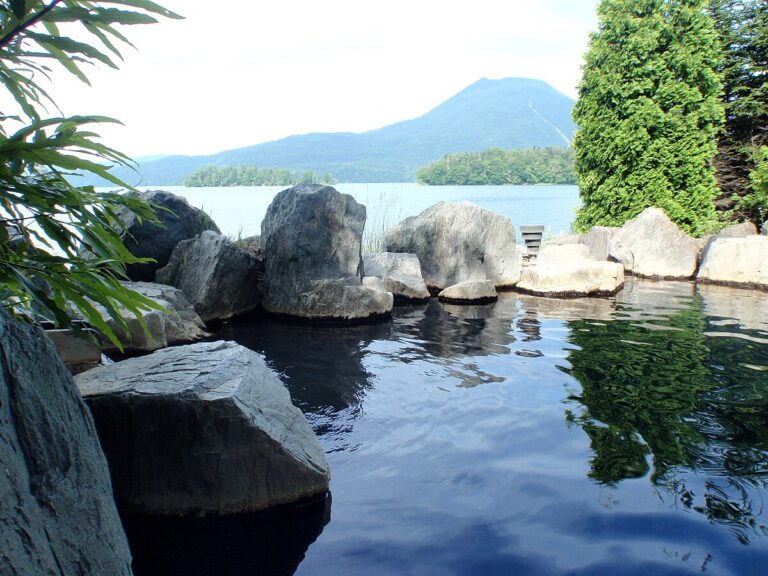 Akanko Onsen Area